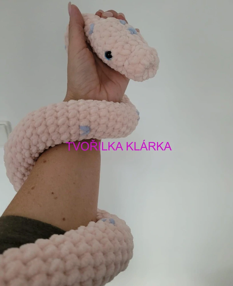 🐍 Háčkovaný Had